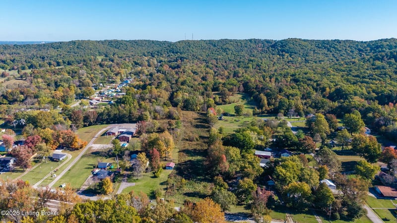 2998 Granger Rd, Fairdale, KY 40118