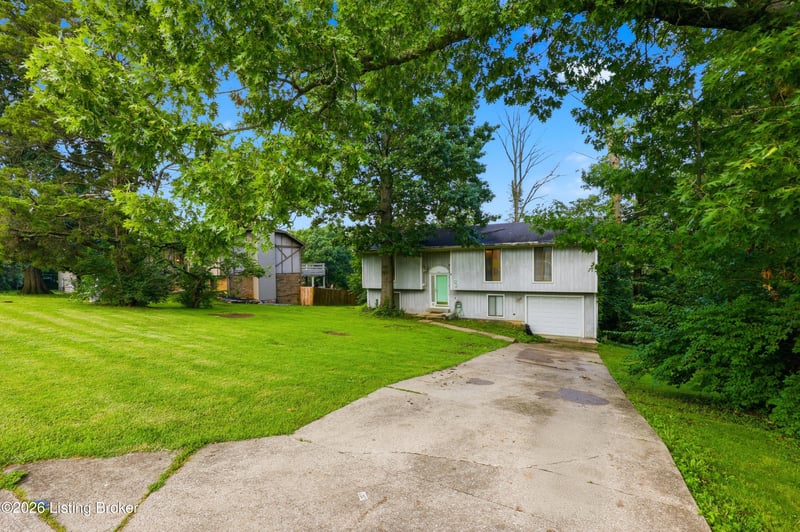 3 Richardson Ct, Frankfort, KY 40601