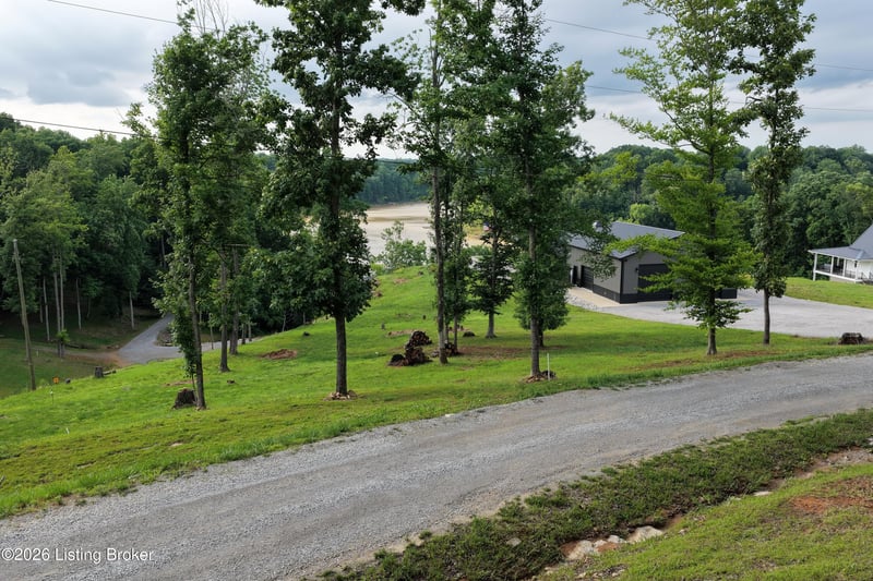 30 Stargazer Ln Rd, Falls Of Rough, KY 40119