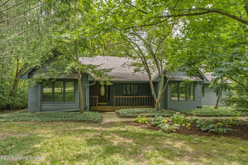 3000 Paddock Ln, La Grange, KY 40031