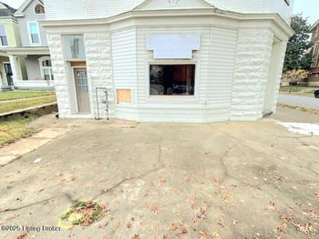 3000 S 3rd St, Louisville, KY 40208