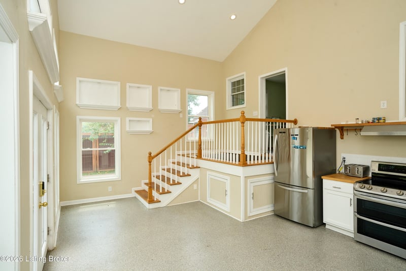 3003 Dixie Hwy, Louisville, KY 40216