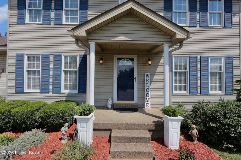 3004 Callaway Dr, Jeffersonville, IN 47130
