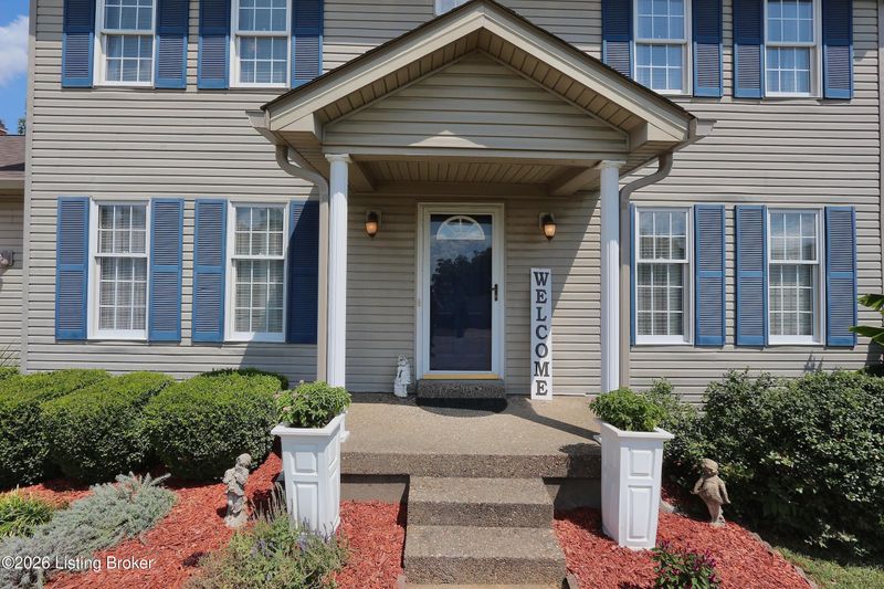 3004 Callaway Dr, Jeffersonville, IN 47130
