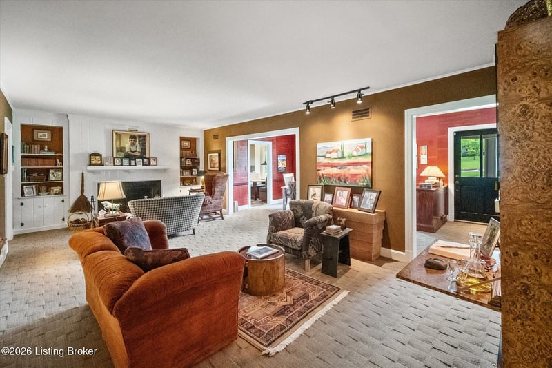 3004 Colonial Hill Rd, Louisville, KY 40205