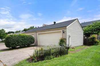 3008 Freys Hill Rd, Louisville, KY 40241