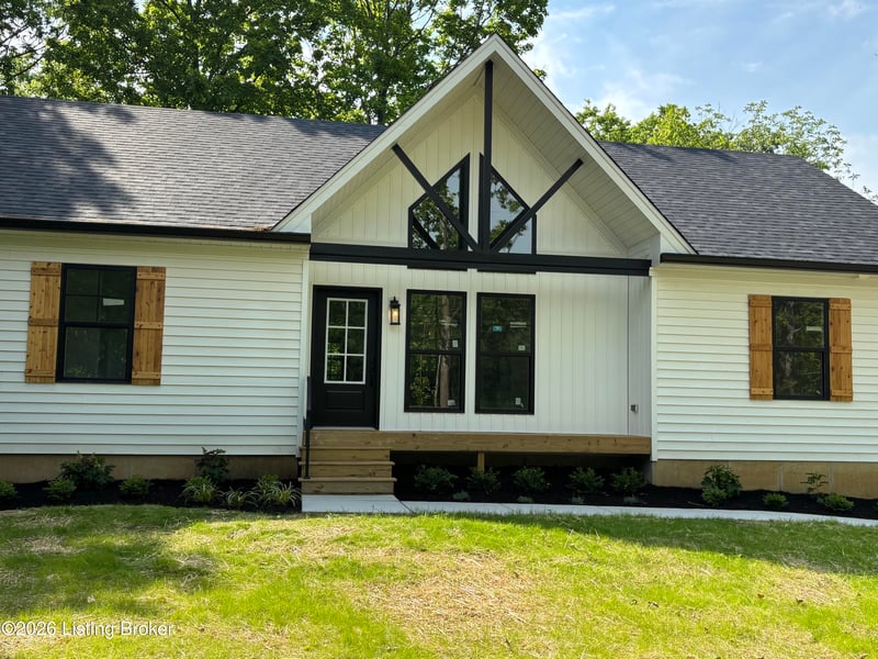 3008 New Moody Ln, La Grange, KY 40031