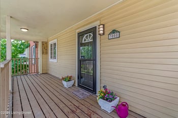 3008 Treeview Ct, Louisville, KY 40214