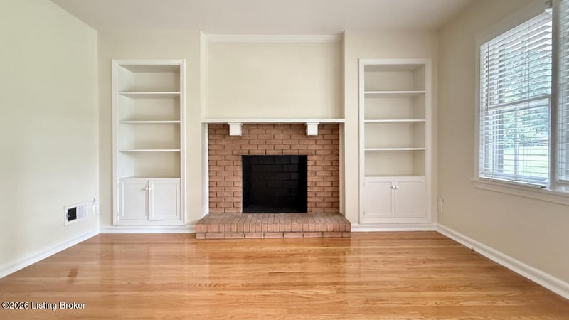 3009 Ashview Ter, Louisville, KY 40217