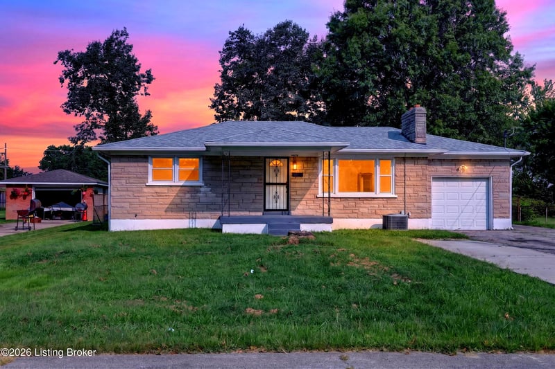 3009 Teakwood Cir, Louisville, KY 40216