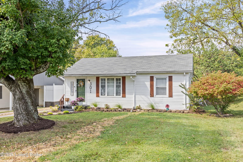 301 Ardmore Ln, Shelbyville, KY 40065