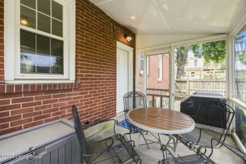 301 Cannons Ln, Louisville, KY 40206