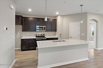 301 Harvest Pt Way #224-B, Mt Washington, KY 40047