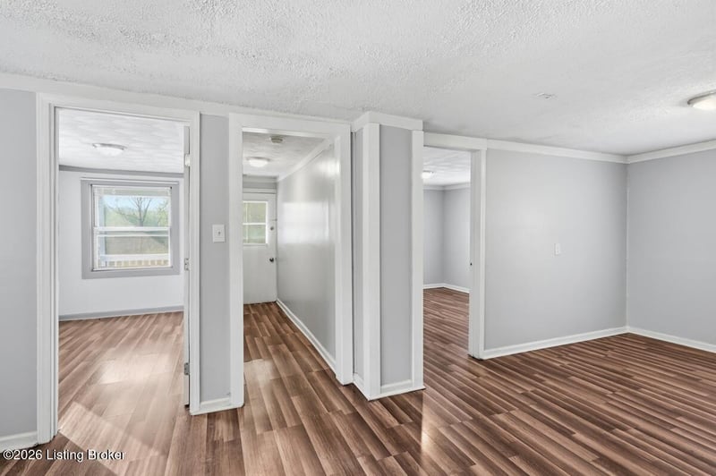 3011 Blevins Gap Rd, Louisville, KY 40272