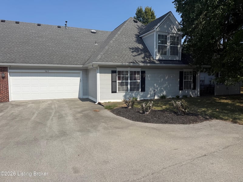 3013 Parkstone Ct, Louisville, KY 40241