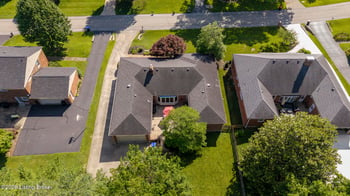3015 Hayfield Dr, Louisville, KY 40205