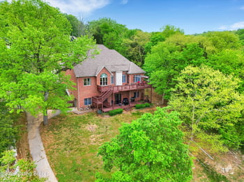 302 Hampton Rd, Brandenburg, KY 40108