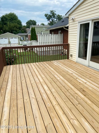 302 Iola Rd, Louisville, KY 40207