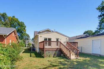 302 Iola Rd, Louisville, KY 40207