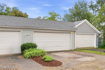 3021 Bushmill Pk, Louisville, KY 40241