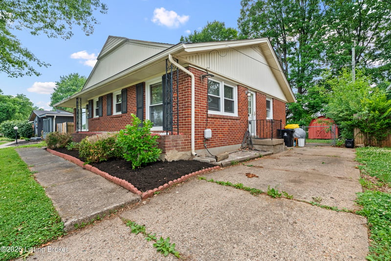 3021 Vogue Ave, Louisville, KY 40220