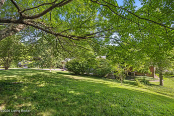 3027 Beals Branch Dr, Louisville, KY 40206