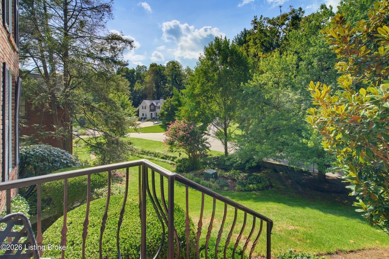 3029 Beals Branch Dr, Louisville, KY 40206