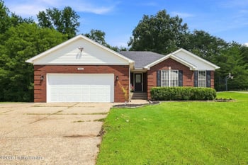 303 Babe Dr, Fairdale, KY 40118