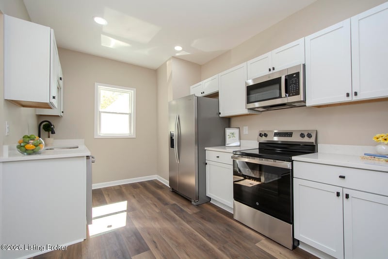 303 Iola Rd, Louisville, KY 40207
