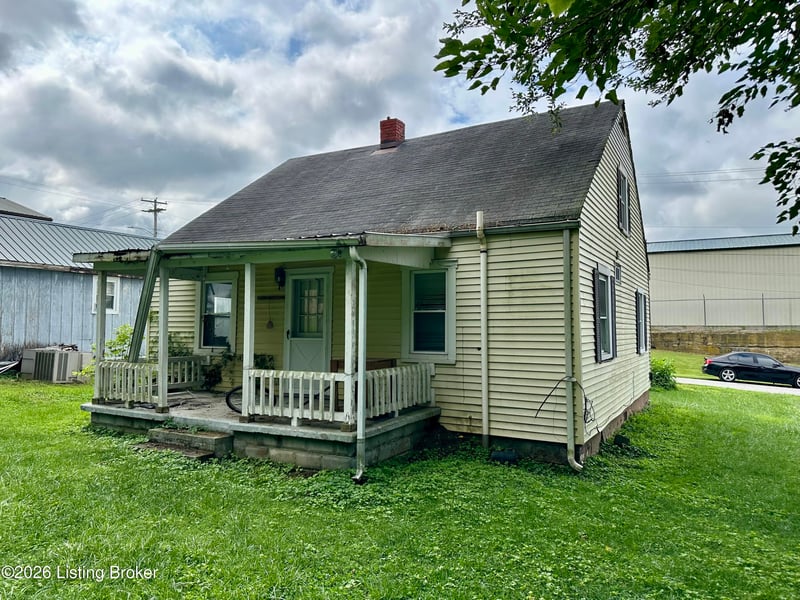 303 Seminary St, Carrollton, KY 41008