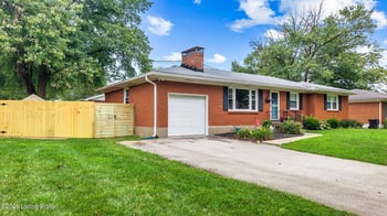 3030 Kaye Lawn Dr, Louisville, KY 40220