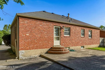 3032 Cabinwood Dr, Louisville, KY 40220