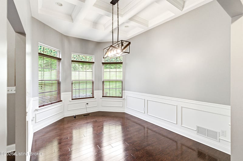 304 Hidden Falls Dr, Mt Washington, KY 40047