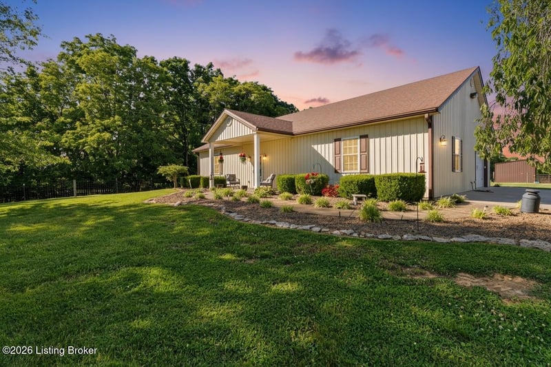 304 Hutchins Ridge Rd, Bardstown, KY 40004