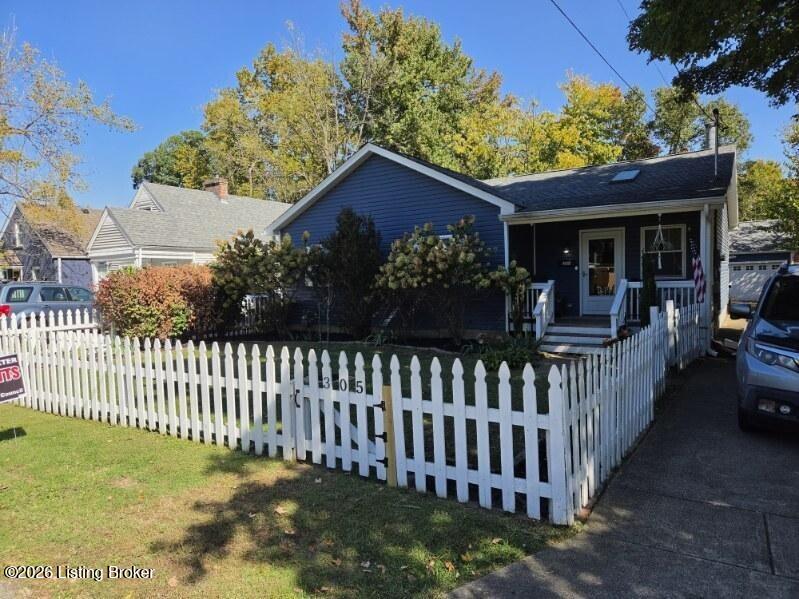 305 Benjamin Ln, Lyndon, KY 40222