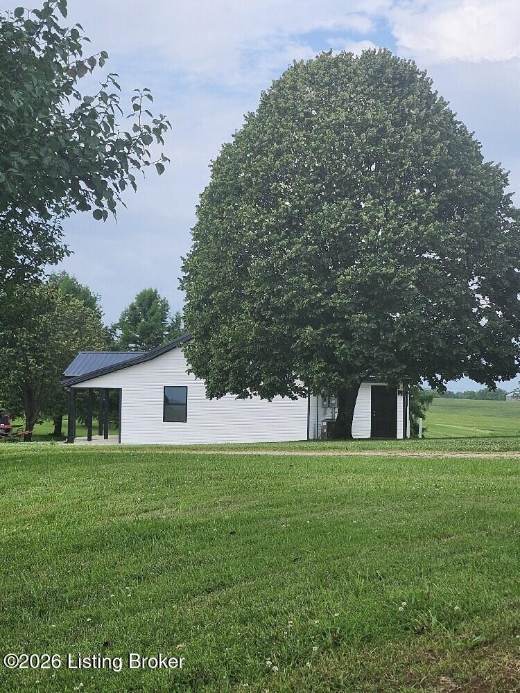 305 R Sharon Rd, Worthville, KY 41098
