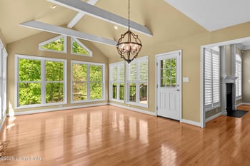 3054 Fallen Wood Ln, La Grange, KY 40031