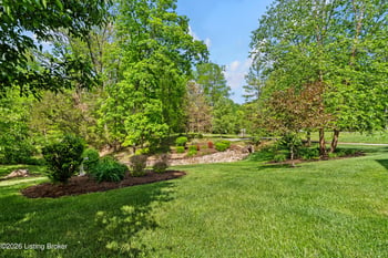 3054 Fallen Wood Ln, La Grange, KY 40031