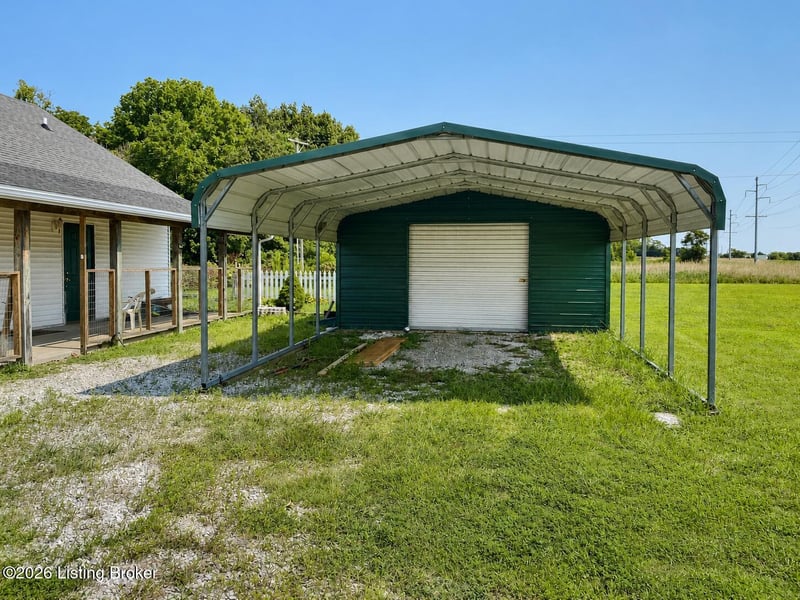 306 Crown Rock Rd, Big Clifty, KY 42712