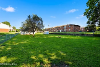 306 Laval Hts, Versailles, KY 40383