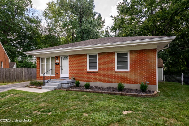 3060 Nadina Dr, Louisville, KY 40220