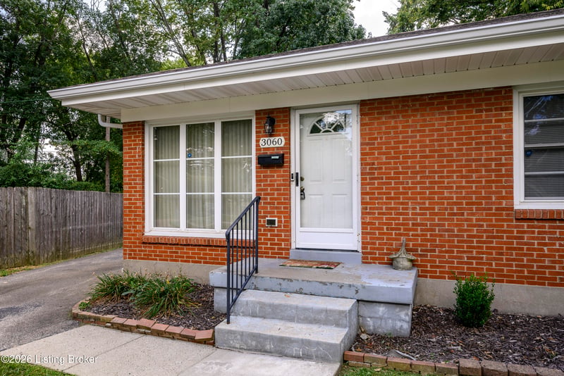 3060 Nadina Dr, Louisville, KY 40220