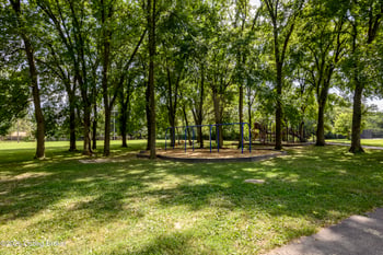 3060 Nadina Dr, Louisville, KY 40220