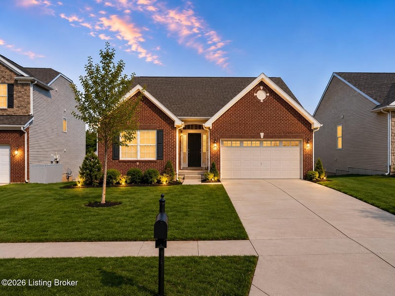 307 Brookfield View Dr, Louisville, KY 40245