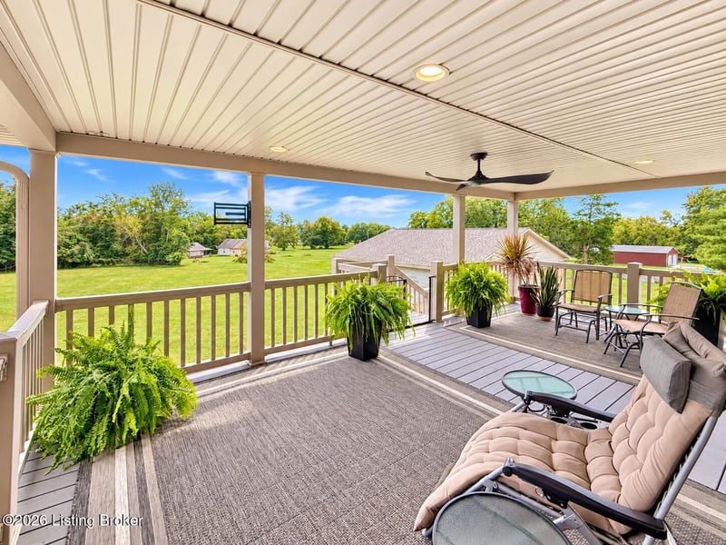 307 Laverne Ct, Mt Washington, KY 40047