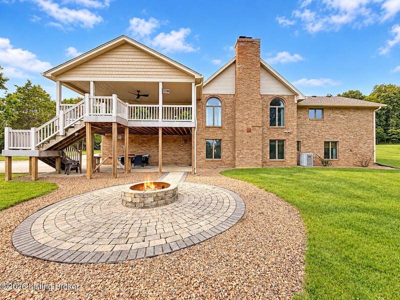 307 Laverne Ct, Mt Washington, KY 40047