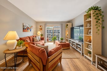 308 Chanel Ct #APT 6, Louisville, KY 40218