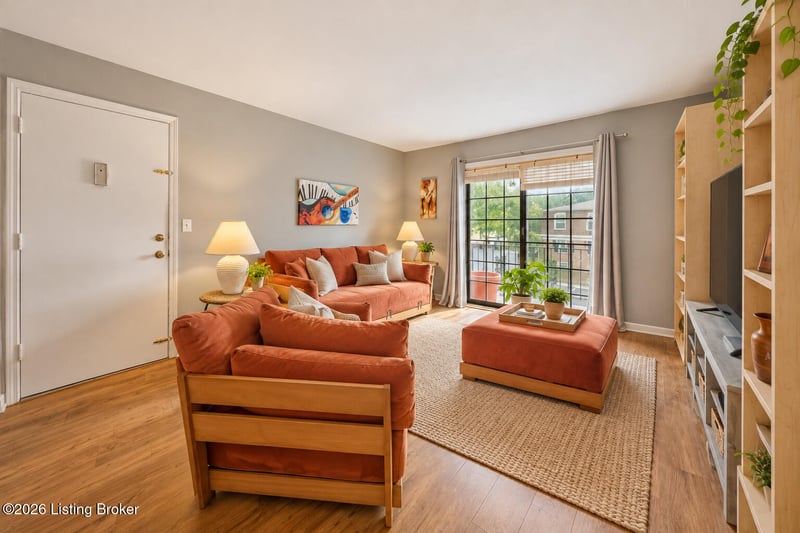 308 Chanel Ct #APT 6, Louisville, KY 40218