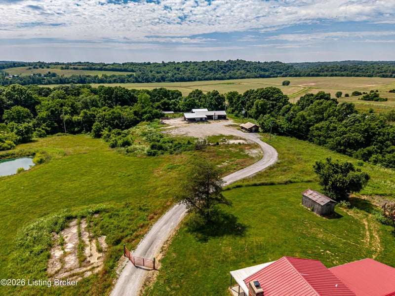 3085 W River Rd, Taylorsville, KY 40071