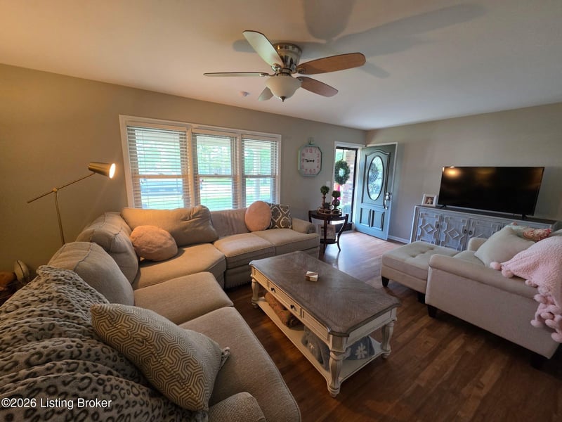 309 E Grundy Ave, Springfield, KY 40069